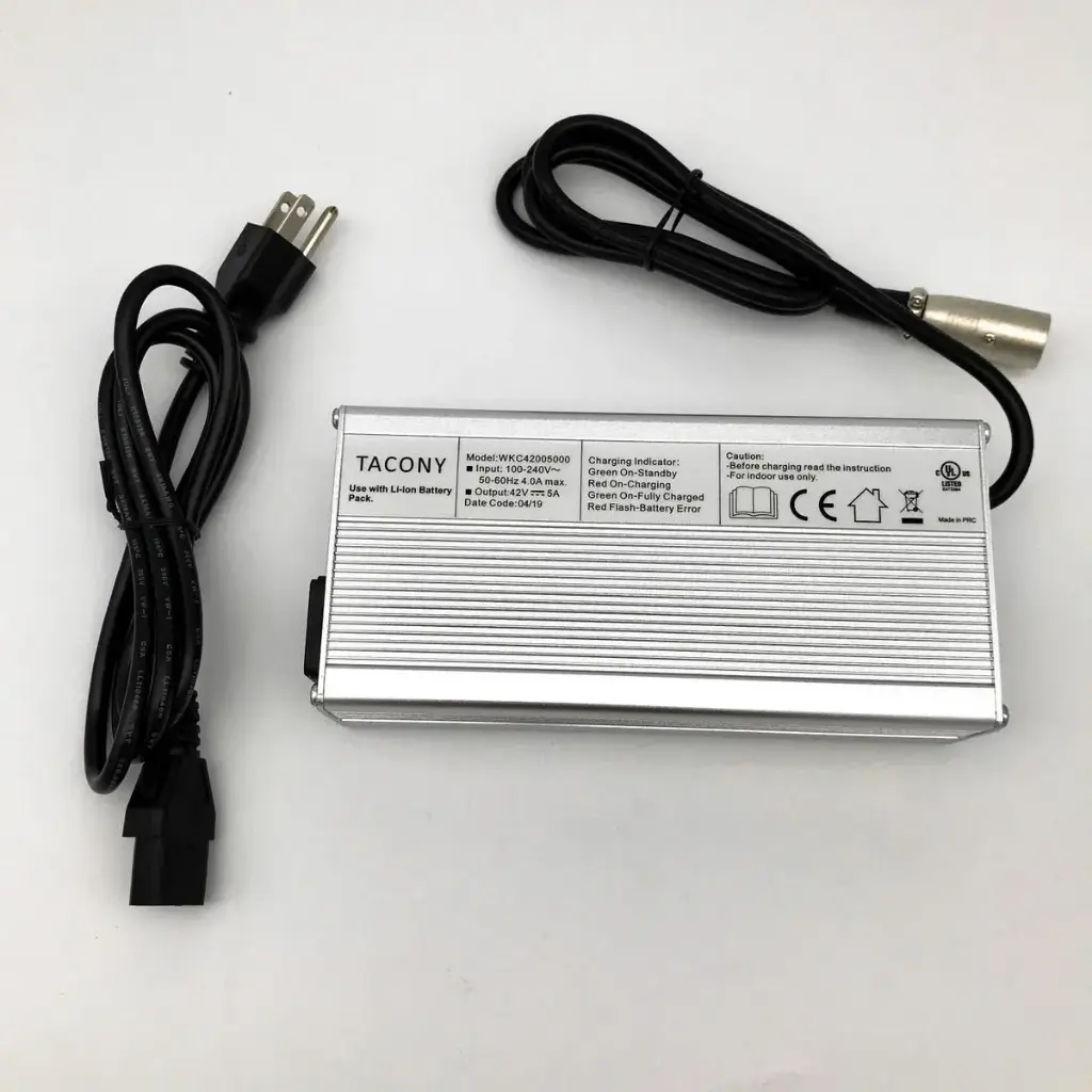 [E593691] TORNADO POWR-FLITE COMFORT PRO FREEDOM BATTERY CHARGER